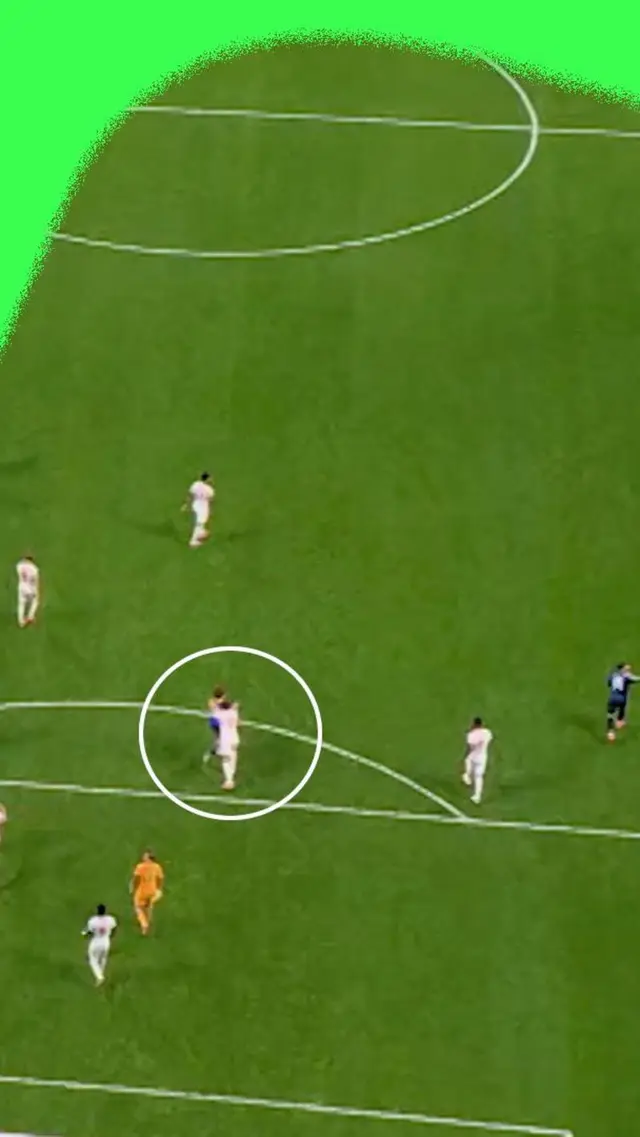Argentina sub runs onto pitch after equaliser